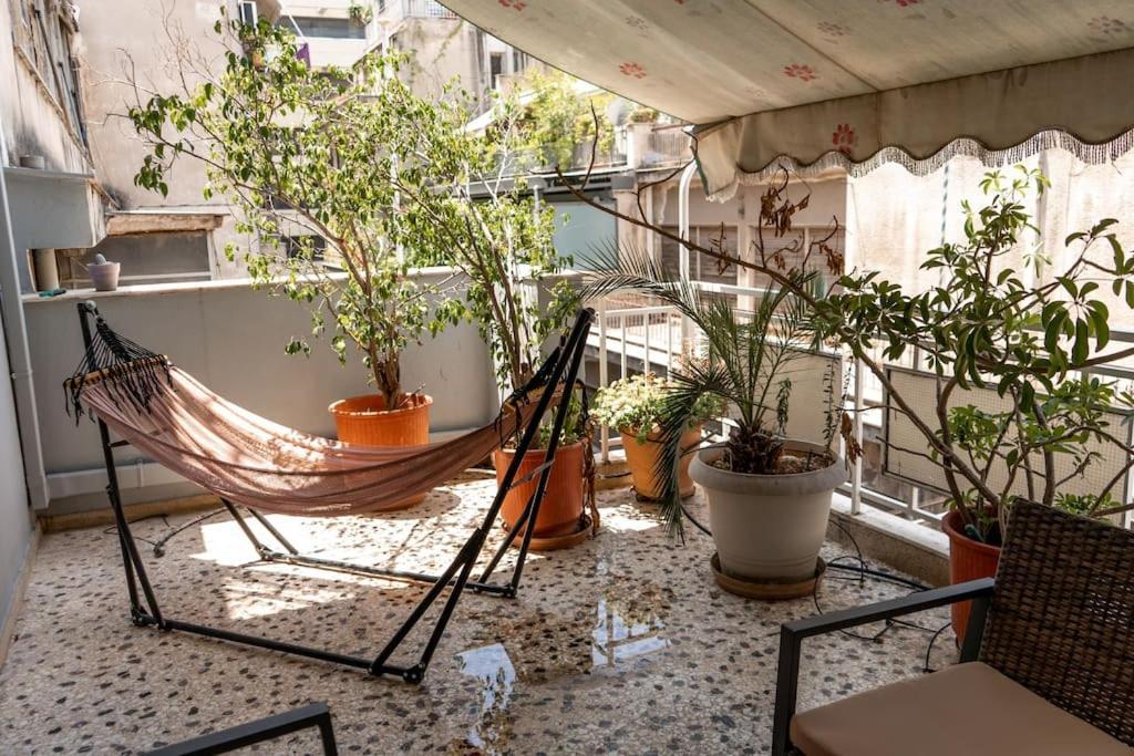 Saffron Apartment In Central Athen Eksteriør bilde